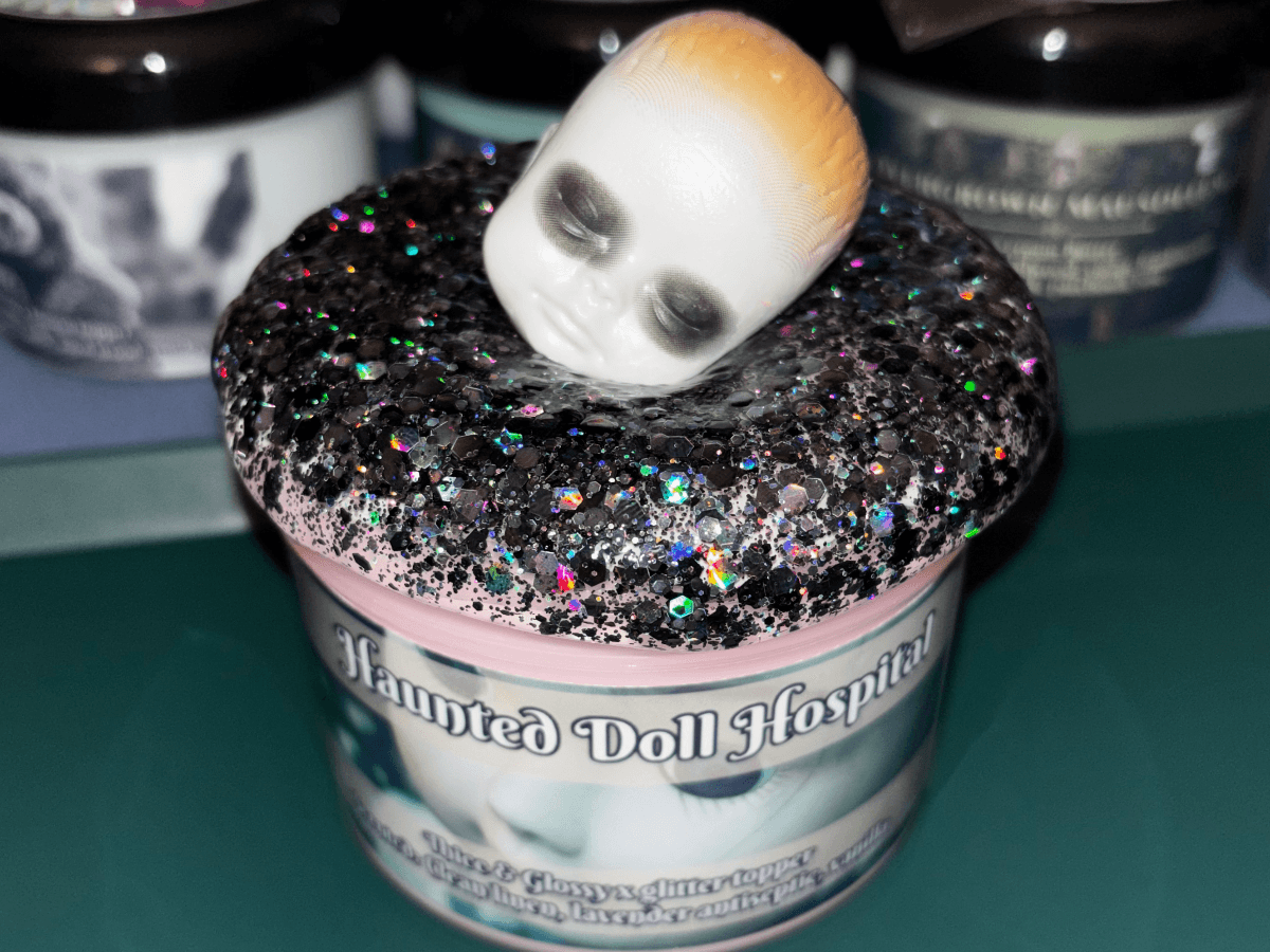 Haunted Doll Hospital