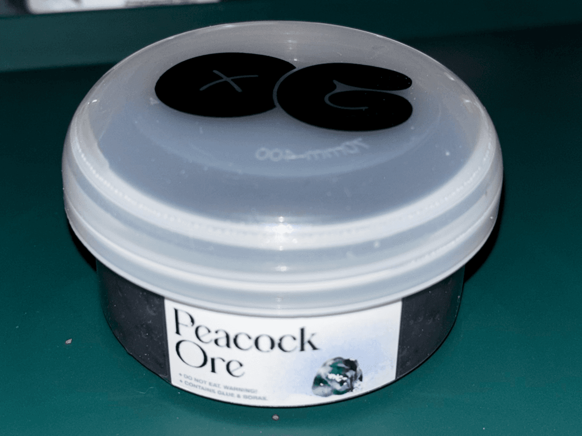 Mini Peacock Ore