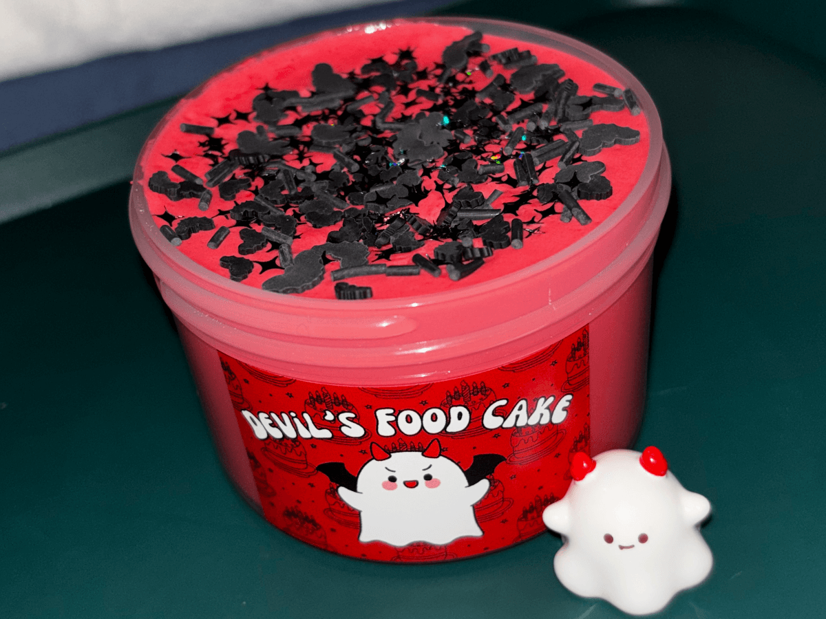 Devil’s Food Cake 😈